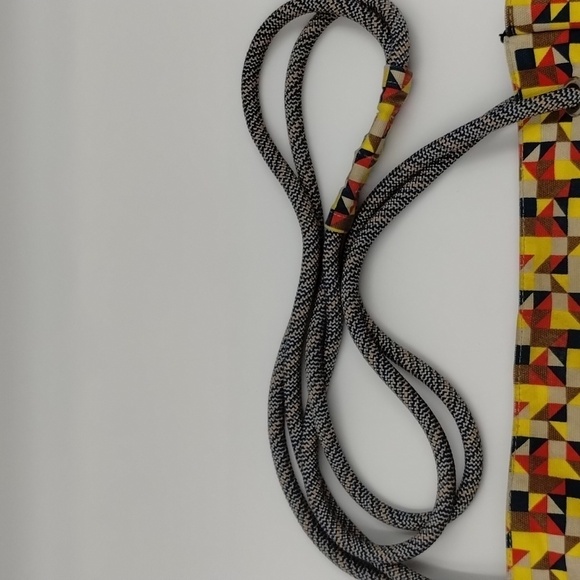 KAVU Keepsake Shoulder Rope Bag Multicolor Triangle Geometric Print - Picture 7 of 16